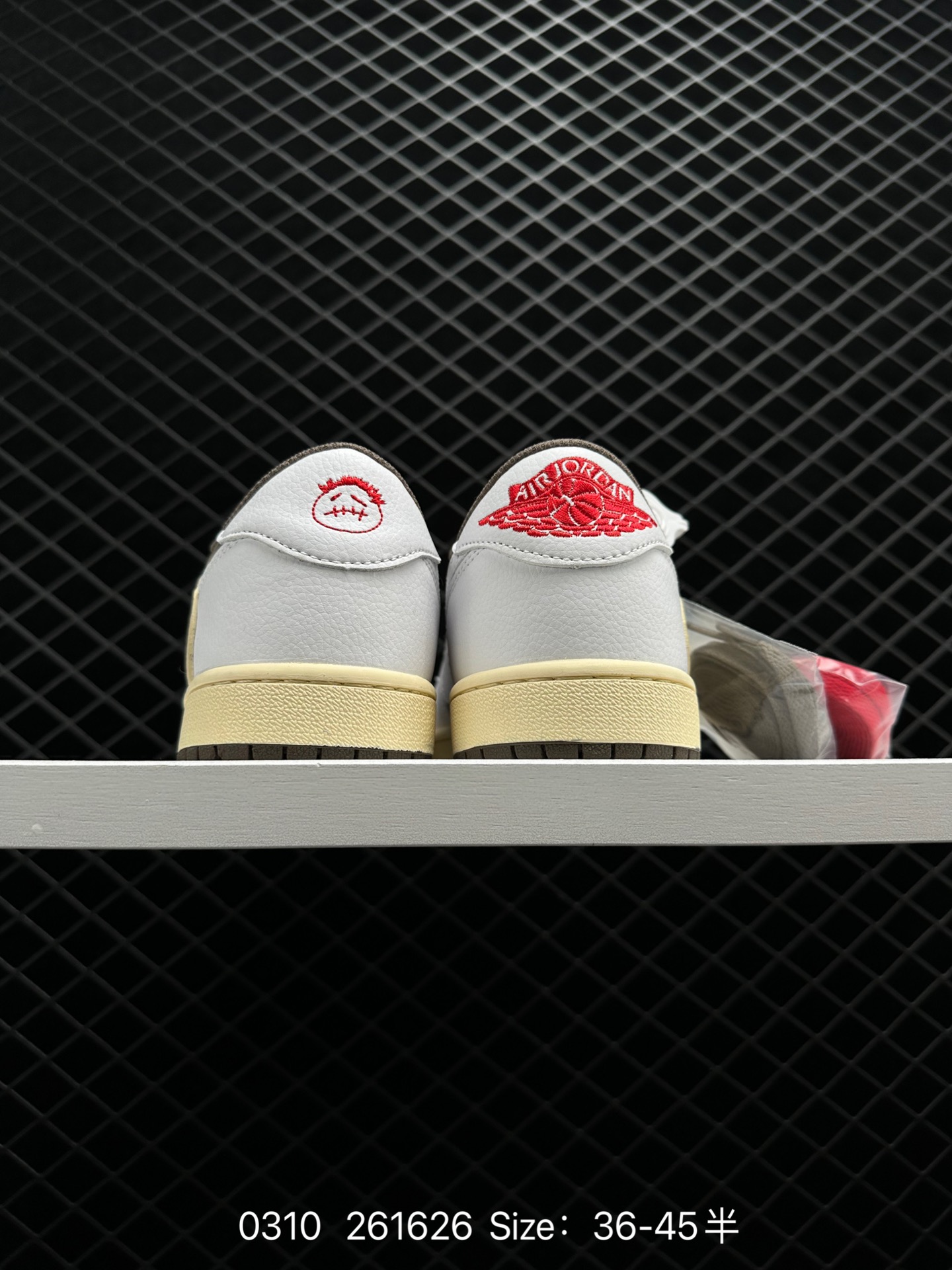 Travis Scott x Air Jordan 1 